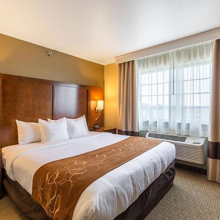 Comfort Suites Берлінгтон Екстер'єр фото