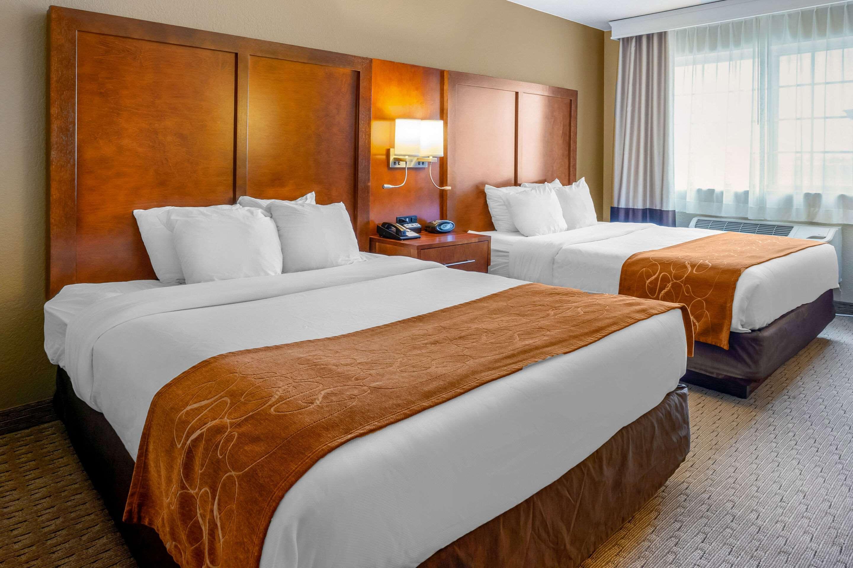 Comfort Suites Берлінгтон Екстер'єр фото