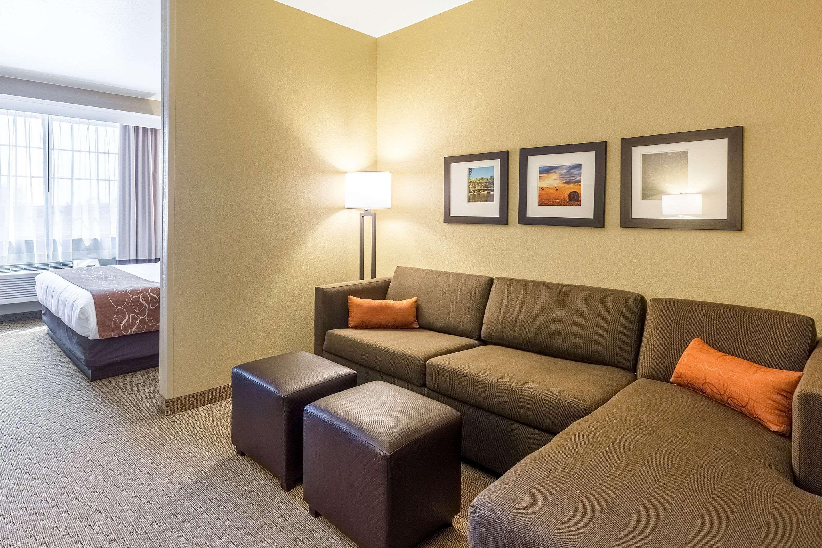 Comfort Suites Берлінгтон Екстер'єр фото